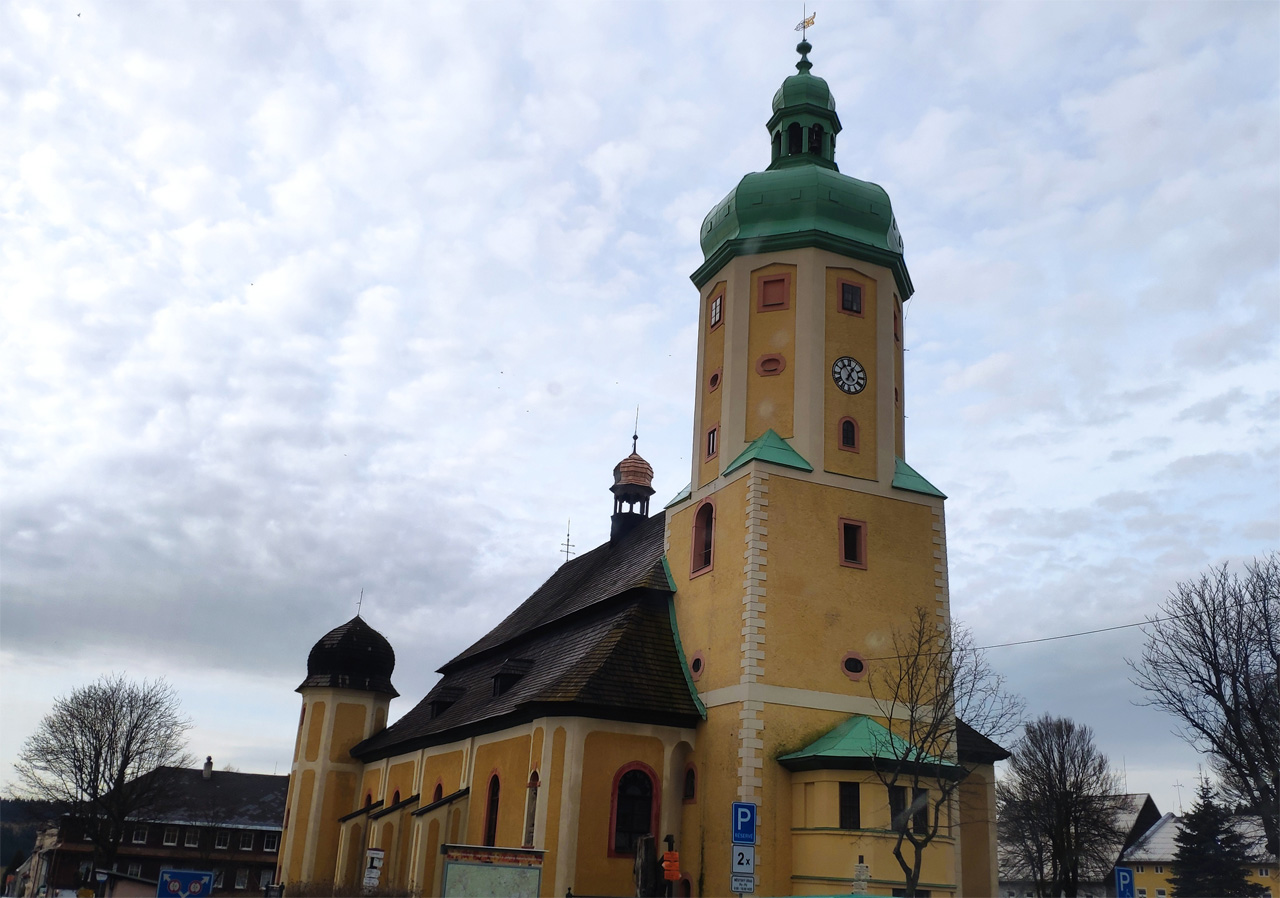 Kirche St. Laurentius Bergstadt Platten