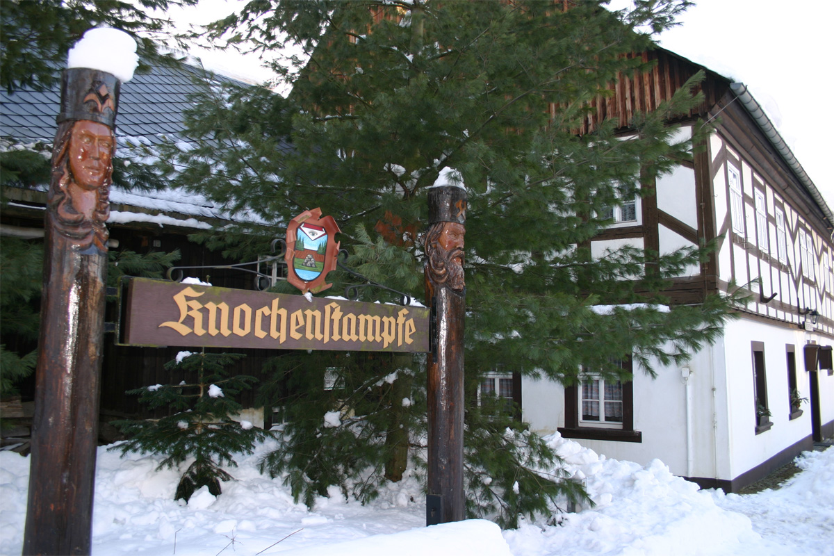 Heimatmuseum Dorfchemnitz und Knochenstampfe