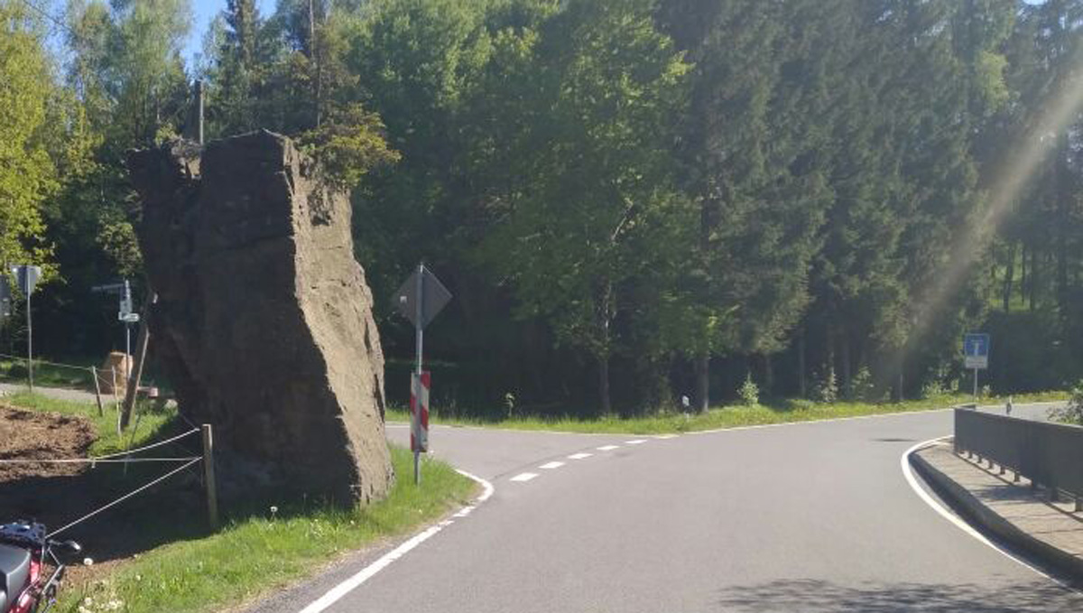 Steinerner Wächter / Seifenwürfel