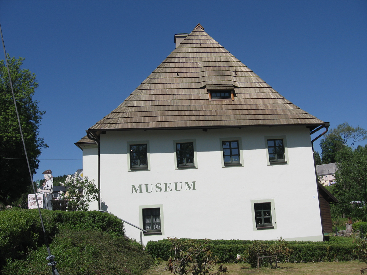 Erzgebirgisches Glashüttenmuseum