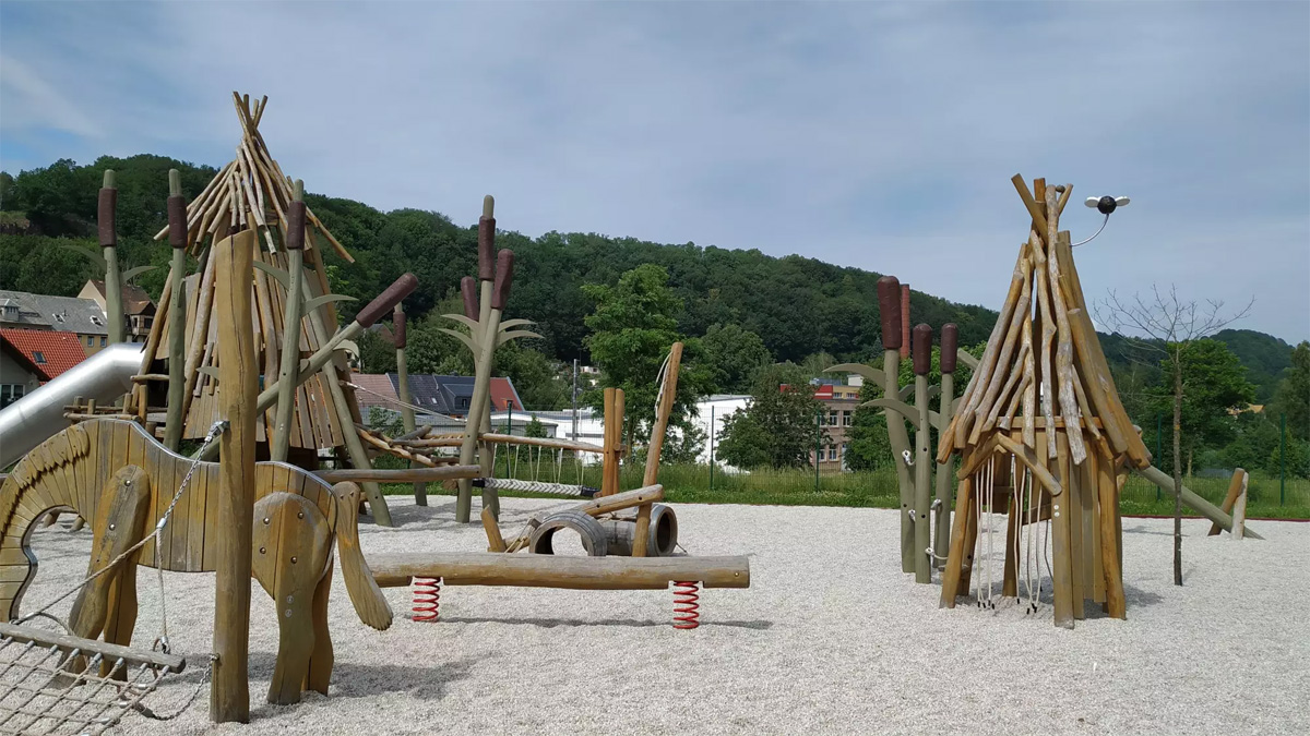 Rösser im Schilf - Spielplatz