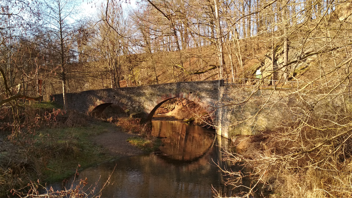 Steinbogenbrücke an der Niedermühle